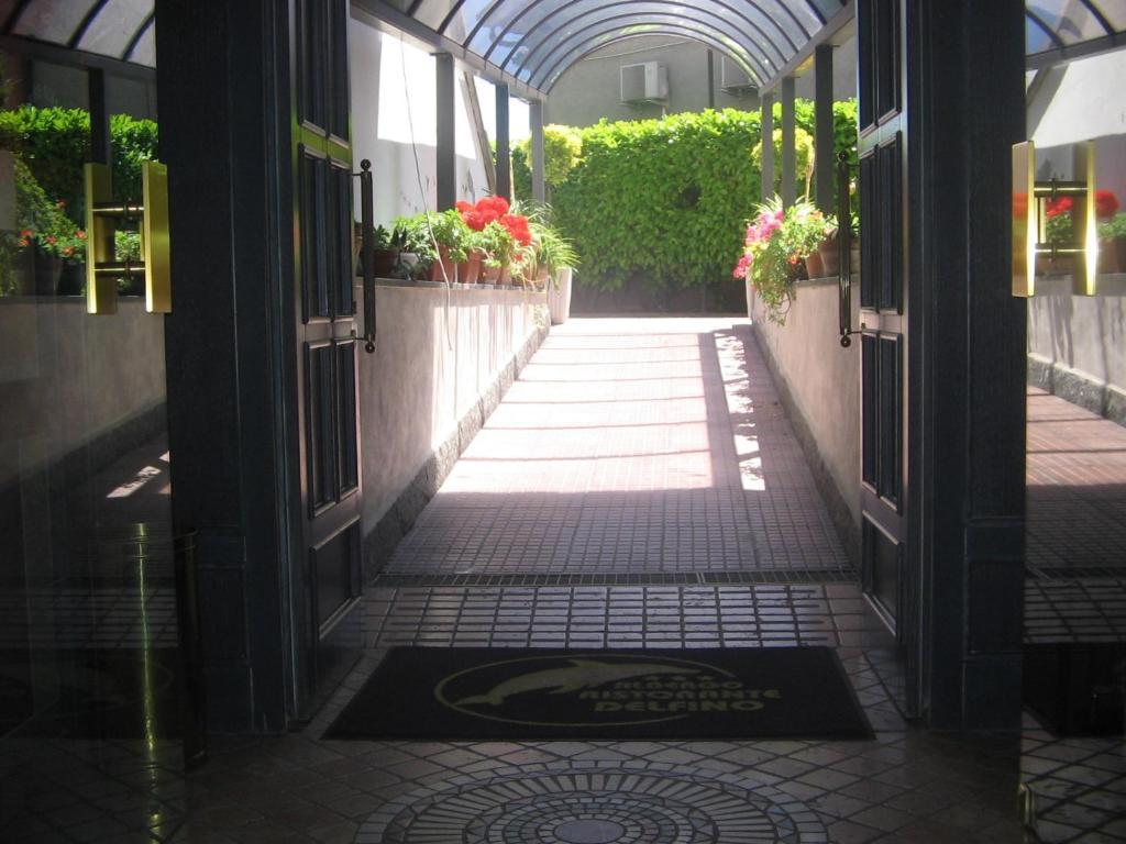 Albergo Ristorante Il Delfino Novara Exterior photo